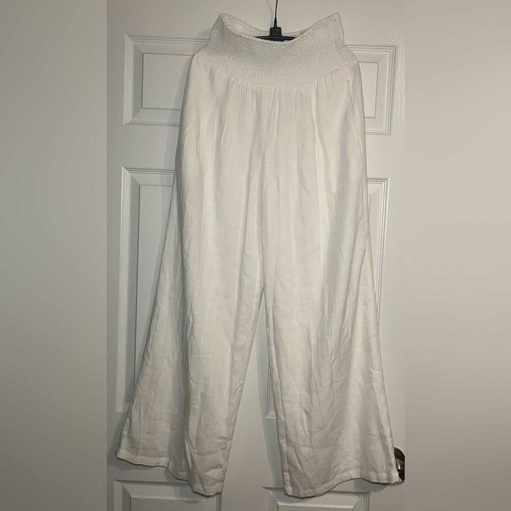 Aakaa Elegant Cream Wide-Leg Trousers